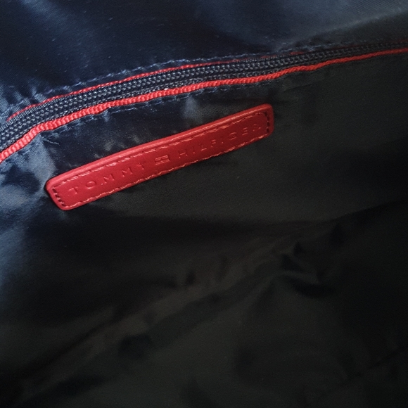 Tommy hilfiger hobo purse monogram logo - Picture 6 of 7